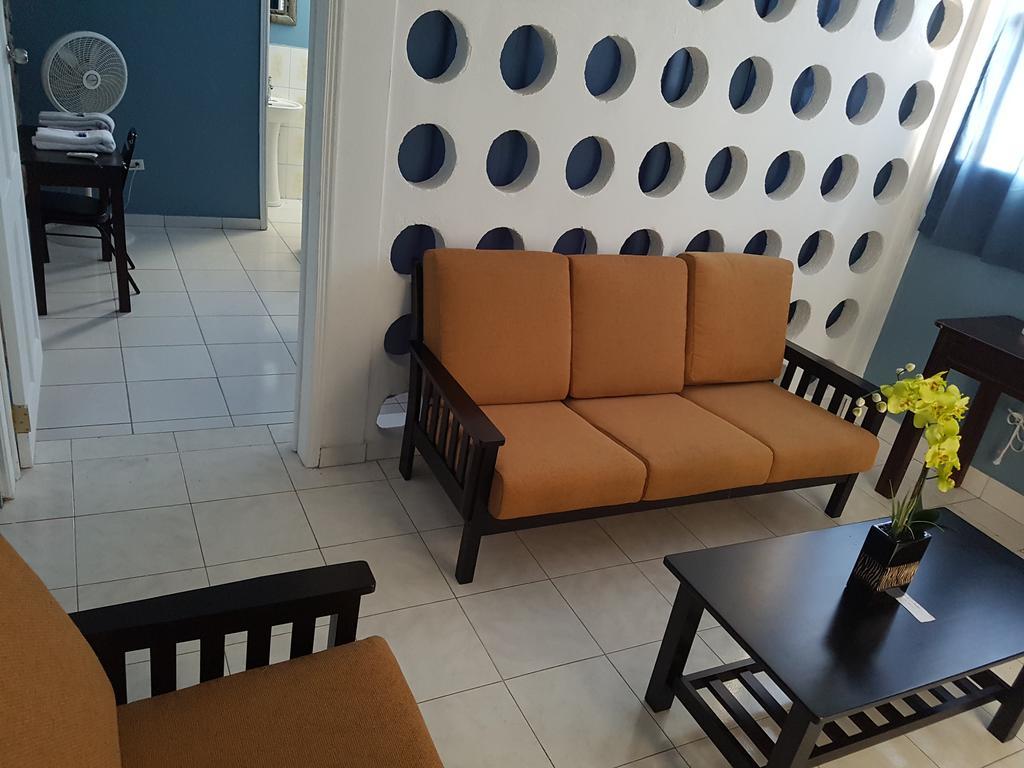 Trinity Lodge - Extended Stay Port-au-Prince Luaran gambar